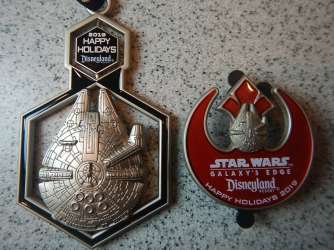 Happy Holidays Pin and Ornament Set