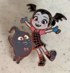 32422 - Vampirina - Vampirina and Demi - Walt Disney World alternate image