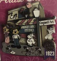 32013 - Charter Year - Disney's Artist Choice - Disney Bros. Studio - Disney Fan Club alternate image