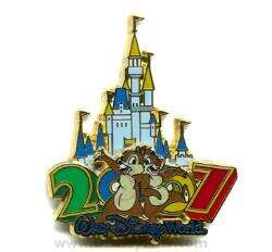 4970 - 2007 Dated Year Pins - Cinderella Castle - Chip & Dale - Walt Disney World alternate image