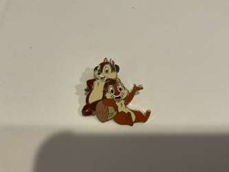 Chip and Dale - TWDC Cast Exclusive - Chip and Dale with Acorn - DEC