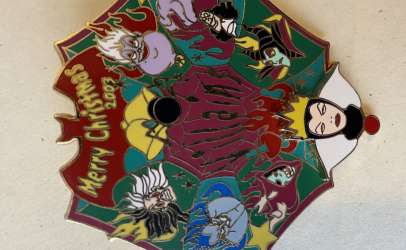 31913 - Holiday - Christmas Villains - Evil Queen, Maleficent, Captain Hook, Ursula, Cruella De Vil, Hades, and the Horned King - Disney Store Japan alternate image