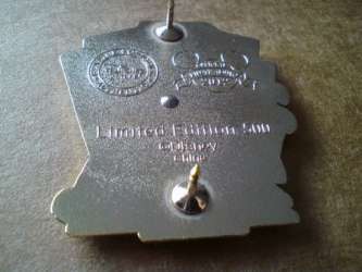 216 - Oliver and Company - Oliver riding Dodger's back - Disney Store UK alternate image