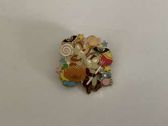 30552 - Halloween 2004 - Halloween Fun House 2004 - Chip & Dale - Disney Store Japan alternate image