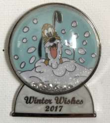 2017 - DLR/WDW - Pluto Snow Globe