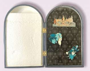 50415 - 999 Happy Haunts Ball 2004 - Haunted Mansion Buried Secrets Tombstone 3 Pin Set (full set) - Walt Disney World alternate image