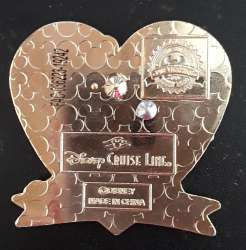 33113 - Disney Cruise Line - Mickey & Minnie In Love With the Captain alternate image