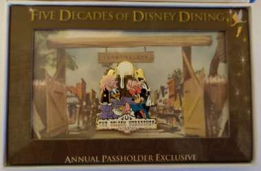 33789 - Annual Passholder - Five Decades of Disney Dining Series - Golden Horseshoe - Disneyland Resort alternate image
