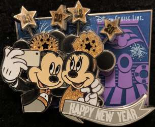 33546 - New Year's Eve/Day - Happy New Year - Mickey and Minnie Mouse - Disney Cruise Line alternate image