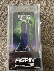 51278 - FigPin - Disney Villains - Evil Queen #759 Target Exclusive - FiGPiN alternate image