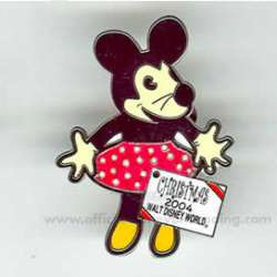 'Happy Holidays 2004 Pin Pursuit - Minnie Mouse Plush - WDW'