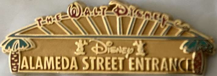 34492 - 12 Months of Magic - Buildings - Alameda Street Entrance - Disney Store US alternate image