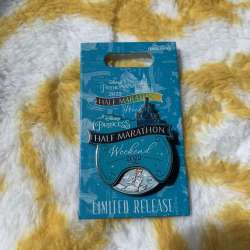 52620 - runDisney: Princess Half-Marathon Weekend 2022 - 2022 Race Spinner - Walt Disney World alternate image