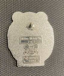 52733 - WDW Hidden Mickey Series 2008: Tikis Wearing Ear Hats - Blue and Cream Tiki - Walt Disney World alternate image