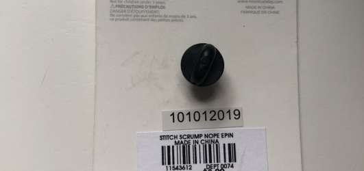 35389 - BoxLunch - Lilo & Stitch - Scrump Sitting - Loungefly alternate image