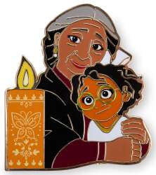 52934 - Mirabel and Abuela with Candle (SDCC 2022 Exclusive) - Disney Licensed alternate image