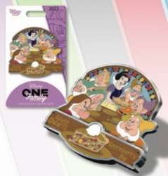 2022 One Family Pin Event - Family Dinner Collection - Snow White and the Seven Dwarfs&#039; Gooseberry Pie - WDW