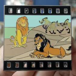 Villainous Friends and Family Film Strips Mystery Set - Mufasa, Scar and Hyenas