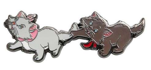 36065 - BoxLunch - Disney - Berlioz pulling Marie's tail - Loungefly alternate image