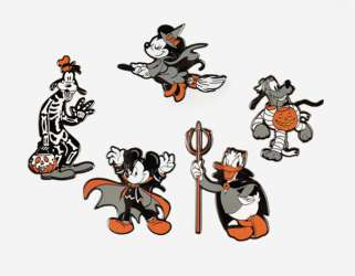 36820 - Harveys California - Halloween 2020 Boxed Set - Mickey, Minnie, Donald, Goofy and Pluto dressed for Halloween - Disney Licensed alternate image