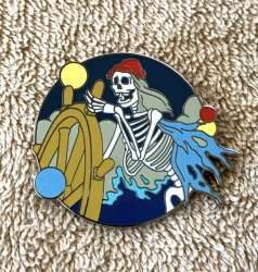 53507 - Disneyland is Home Mystery Collection - Pirates of the Caribbean - Disneyland Resort alternate image