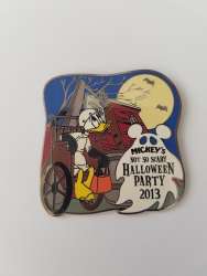 54743 - Mickey's Not So Scary Halloween Party (MNSSHP) 2013 - Donald as Dr. Finkelstein - Walt Disney World alternate image