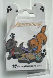 54971 - The Aristocats - Toulouse and Berlioz Playing with Paint - Disneyland Resort Paris alternate image