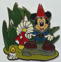 37426 - Spotlight - Garden Gnomes - Mickey Mouse Garden Gnome - Walt Disney World alternate image