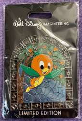 55240 - D23 Expo 2022 - Birds - Orange Bird - Walt Disney Imagineering alternate image