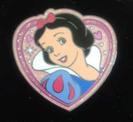 2285 - Sparkle Princess Heart - Snow White - Disneyland Resort alternate image