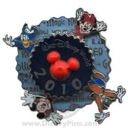 Donald, Minnie, Goofy, and Mickey Spinner