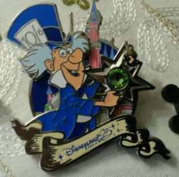 57072 - Disneyland Paris 25th Anniversary: Castles Series - Mad Hatter - Disneyland Resort Paris alternate image