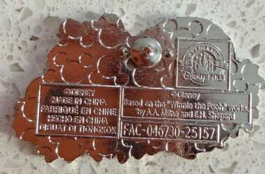 57157 - Sweet Dreams Mystery Collection - Sleeping Winnie the Pooh with Flowers alternate image