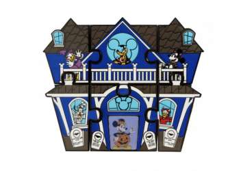 57667 - Mickey and Friends Haunted House - Unopened Box - Loungefly alternate image