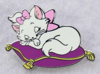 58261 - Sweet Dreams Mystery Collection - Sleeping Marie on Pillow alternate image