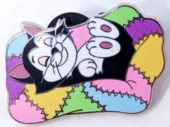 58266 - Sweet Dreams Mystery Collection - Sleeping Figaro in Patchwork Bed alternate image