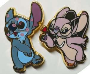 39606 - BoxLunch - Lilo & Stitch - Stitch and Angel Hearts and Kisses - Loungefly alternate image