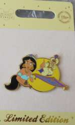 Aladdin - Aladdin on carpet reaching to Jasmine - DSUK