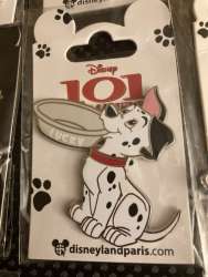 101 Dalmatians - Lucky Holding Food Bowl - DLP