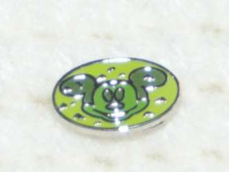 Tiny Kingdom Series 3 Mystery Collection - Mickey Mouse Topiary - WDW