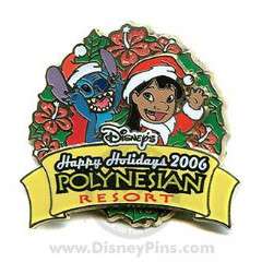 60389 - Resort Holiday Collection 2006: Happy Holidays Wreaths - Polynesian Resort - Lilo & Stitch Wreath - Walt Disney World alternate image