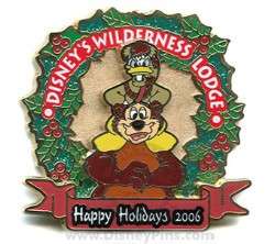 60403 - Resort Holiday Collection 2006: Happy Holidays Wreaths - Wilderness Lodge - Donald Wreath - Walt Disney World alternate image