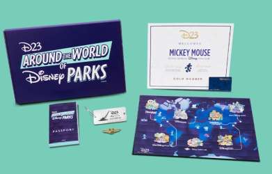 47803 - Around the World of Disney Parks - Around the World of Disney Parks Boxed Set - Disney Fan Club alternate image