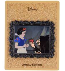 'Disney Pins Blog (DPB) Exclusives - Snow White &amp; Old Hag Framed Premier - DLIC'