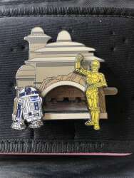 Click to view the R2-D2 and C-3PO at Jabba the Hutt's Palace details