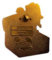 6124 - Pirates of the Caribbean Mystery Tin Set - Chip sitting in a Treasure Chest - Walt Disney World alternate image