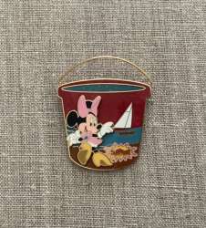 61389 - Surprise Pin Collection 2006 - Beach Bucket - Minnie Mouse - Surprise - Walt Disney World alternate image