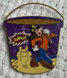 61393 - Surprise Pin Collection 2006 - Beach Bucket - Goofy - Surprise - Walt Disney World alternate image