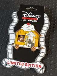 DSSH - Winnie the Pooh Ice Cream Train - Owl &amp; Gopher - DSSH