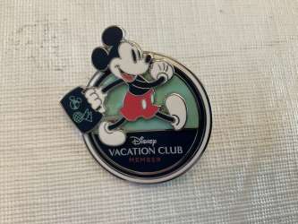 61876 - Disney Vacation Club - Mickey Mouse Disney Vacation Club Member 2022 - Disney Vacation Club alternate image